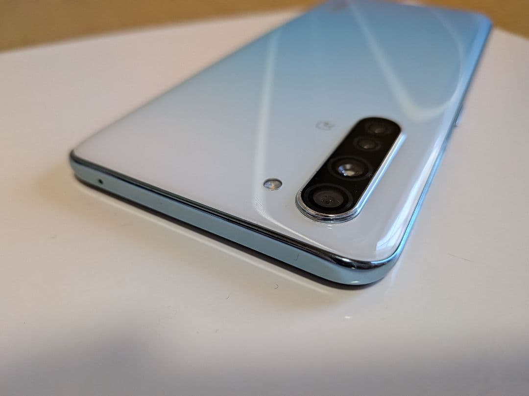 OPPO Reno3 A ホワイト　本体、箱付き