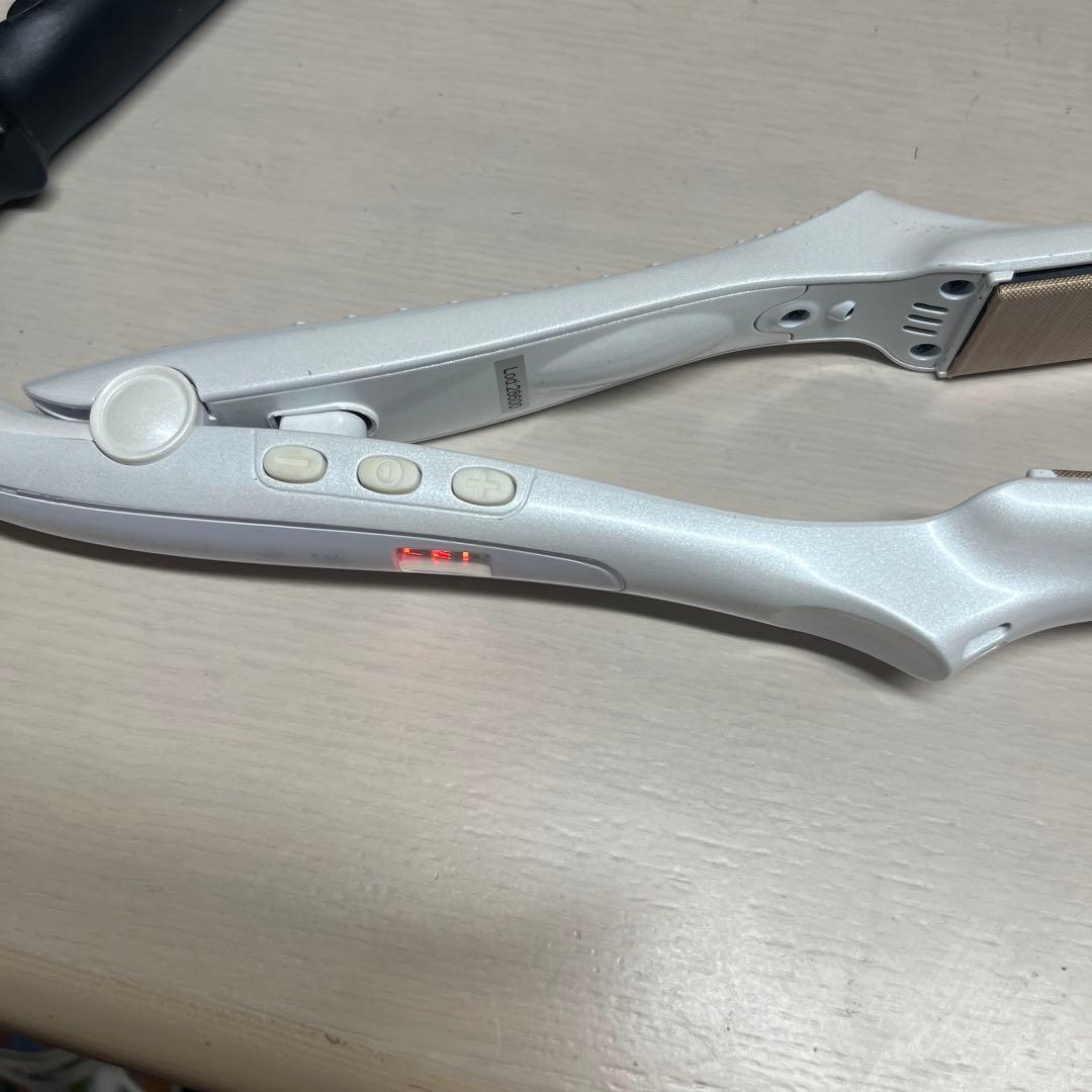 最終値下げ！比較的美品！絹女KINUJO ストレートヘアアイロンLM125