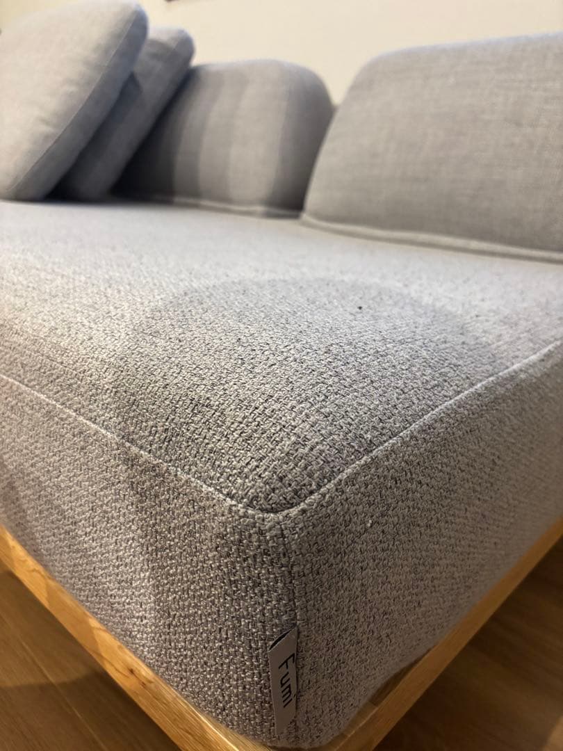 本体のみ！！Fumi 無駄のないソファ ベージュ