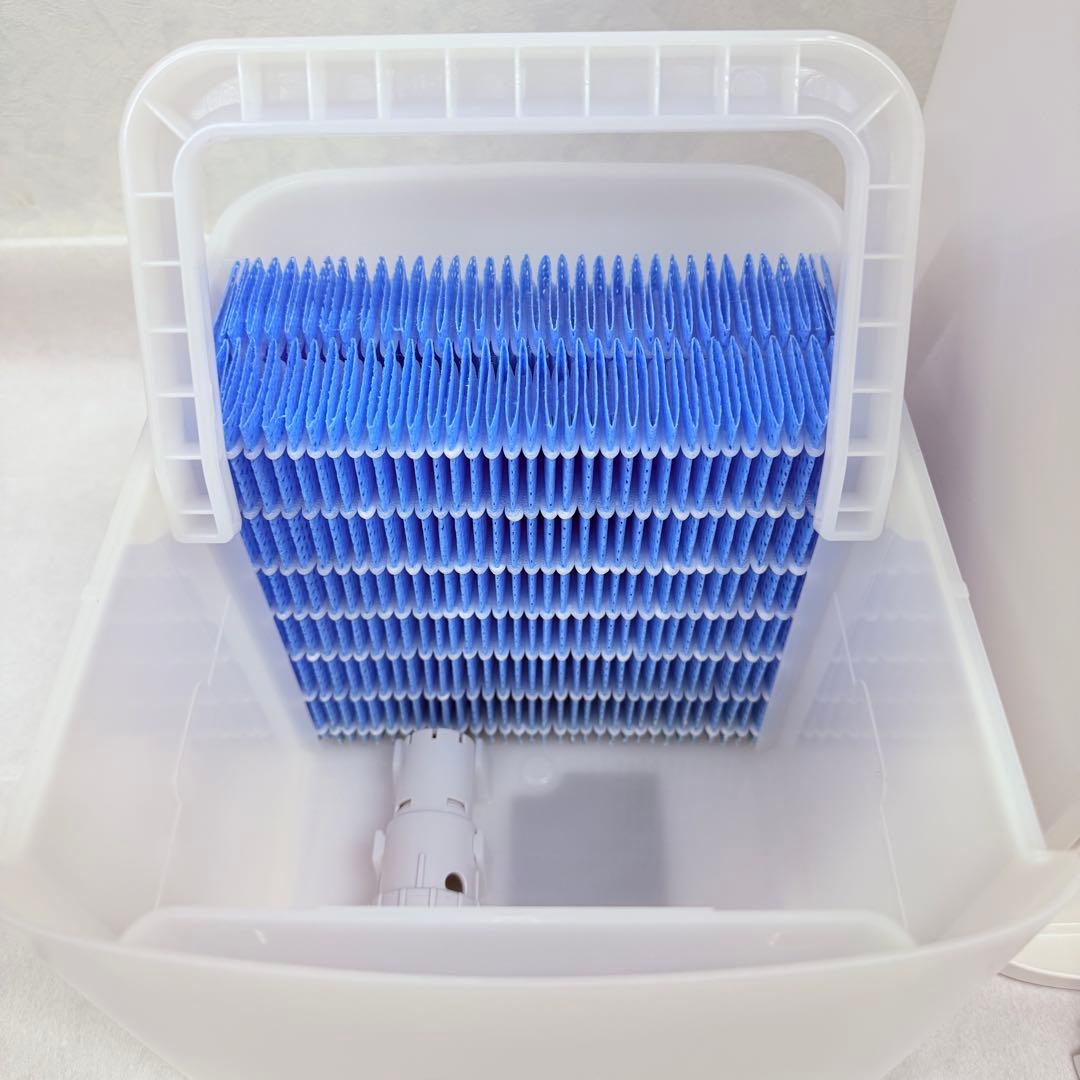 【消毒済】ほぼ未使用 シャープ 加湿器 ハイブリッド式 大容量 HV-J75