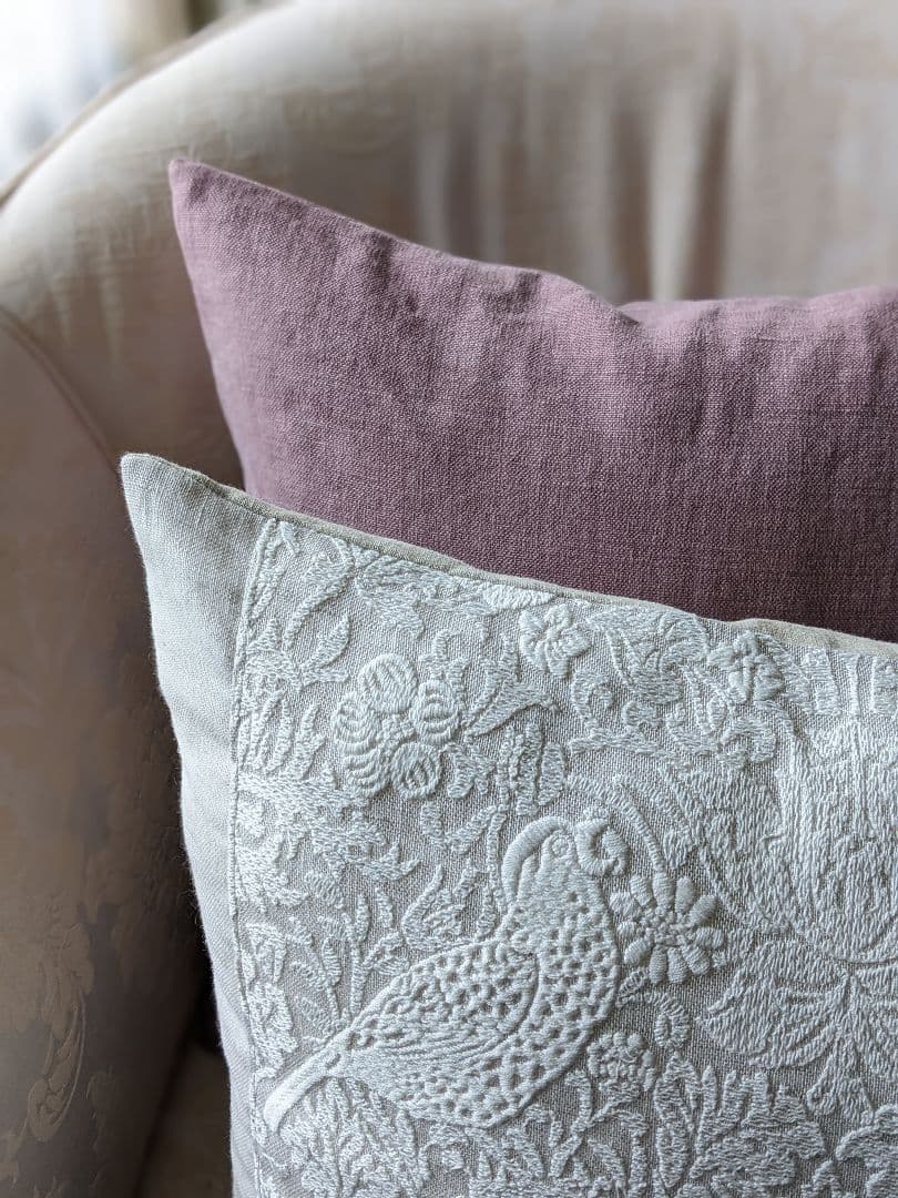 ウィリアムモリス　ピュアストロベリーシーフ　エンブロイダリー　クッションカバー