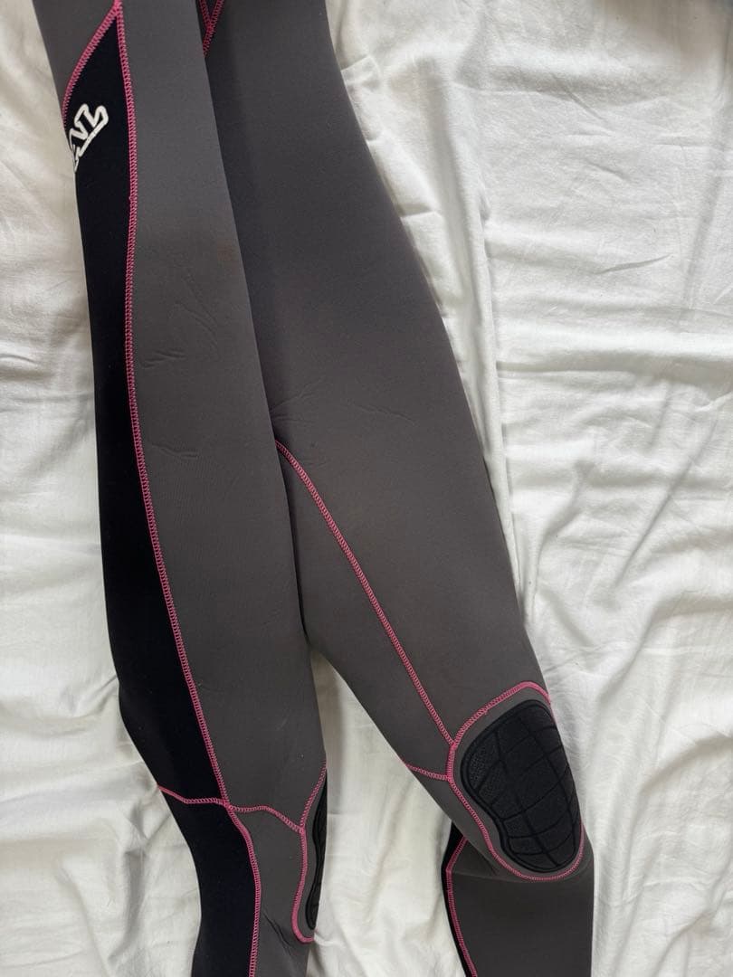 新品 DUAL セミドライ フルウェットスーツ 冬用 レディース