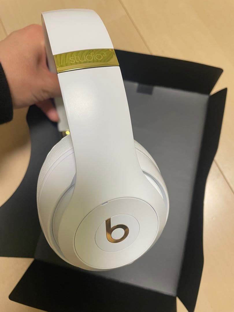 Beats Studio3 ワイヤレスヘッドホン ホワイト