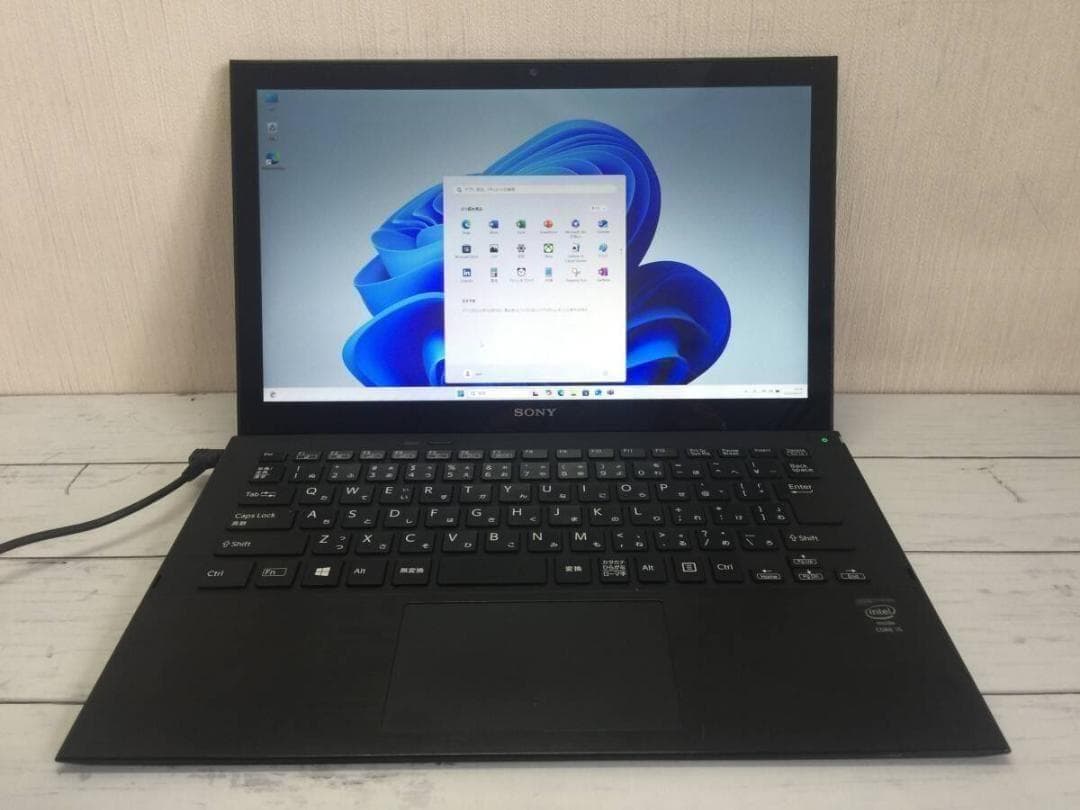 SONY VAIO SVP132 13.3型高解像度 軽量・コンパクトノート