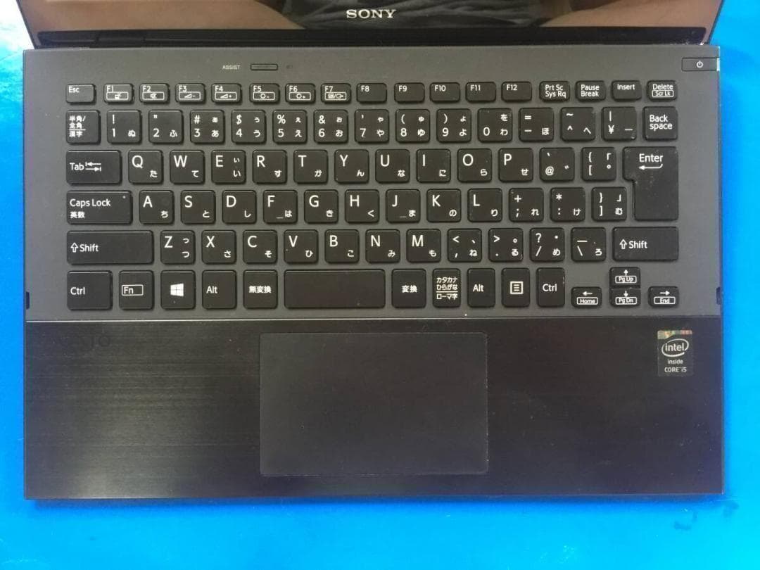 SONY VAIO SVP132 13.3型高解像度 軽量・コンパクトノート