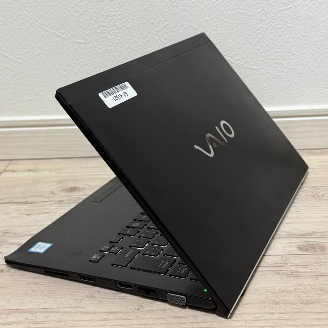 軽量約888g快速モデル 11世代 国産dynabook i5 16G 256G