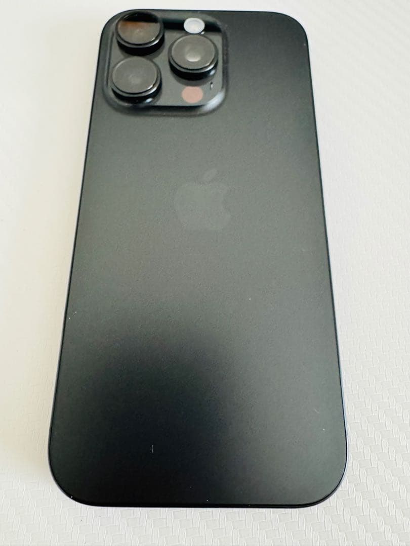 【美品】【値下げ】iPhone 16Pro 256GB ブラックチタニウム