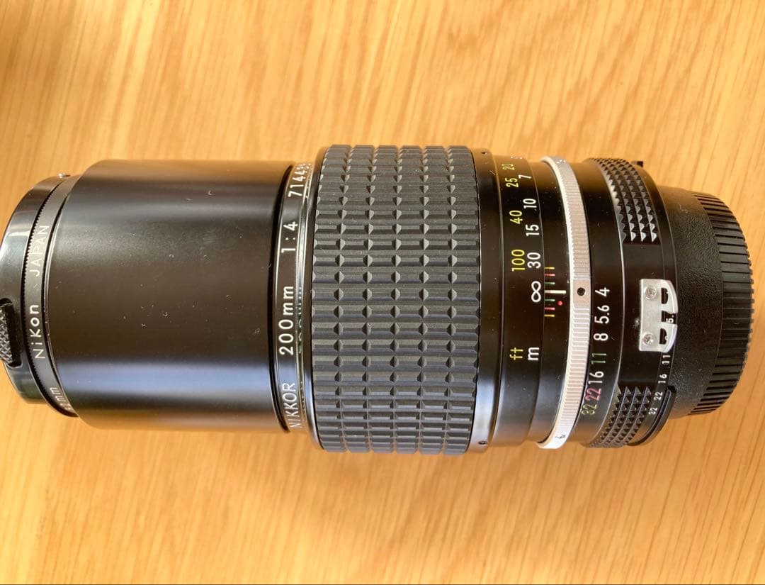 Nikonズームレンズ　NIKKOR200mm