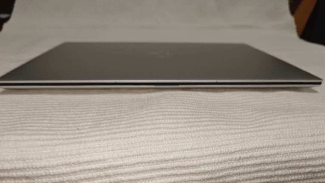 Windowsノート本体 DELL XPS 15 9500 i7/1650Ti/32GB/2TB/4K