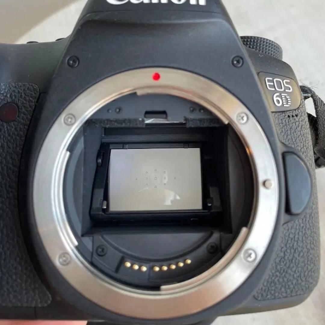 フルサイズ 一眼レフ EOS 6D ボディ + バッテリー x2 + 充電器