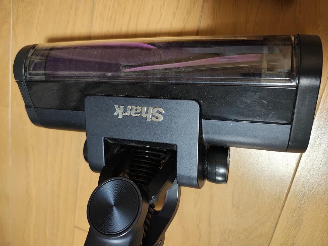 シャーク★コードレスクリーナー★LC301JBK★バッテリー新品と同等★1