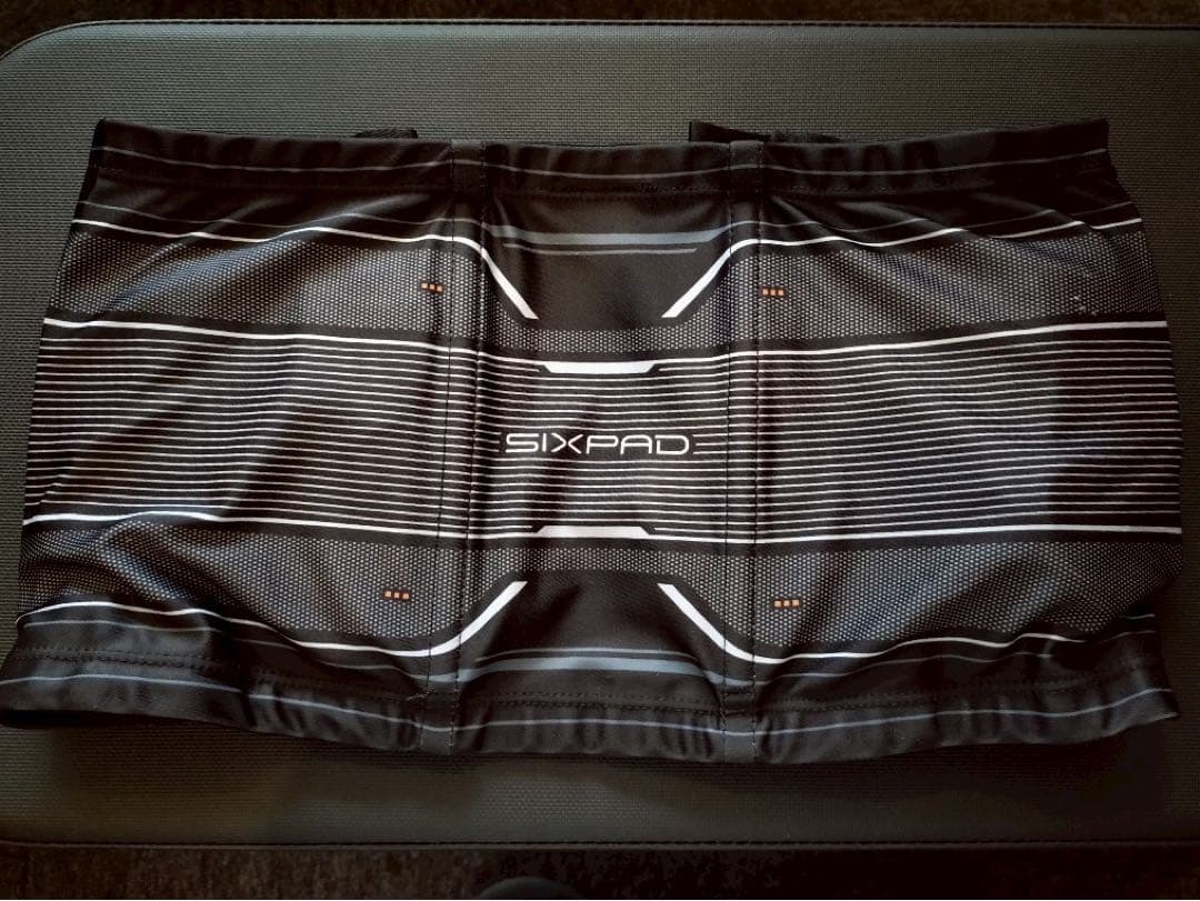 SIXPAD シックスパッド パワースーツコアベルト　腹筋トレーニング