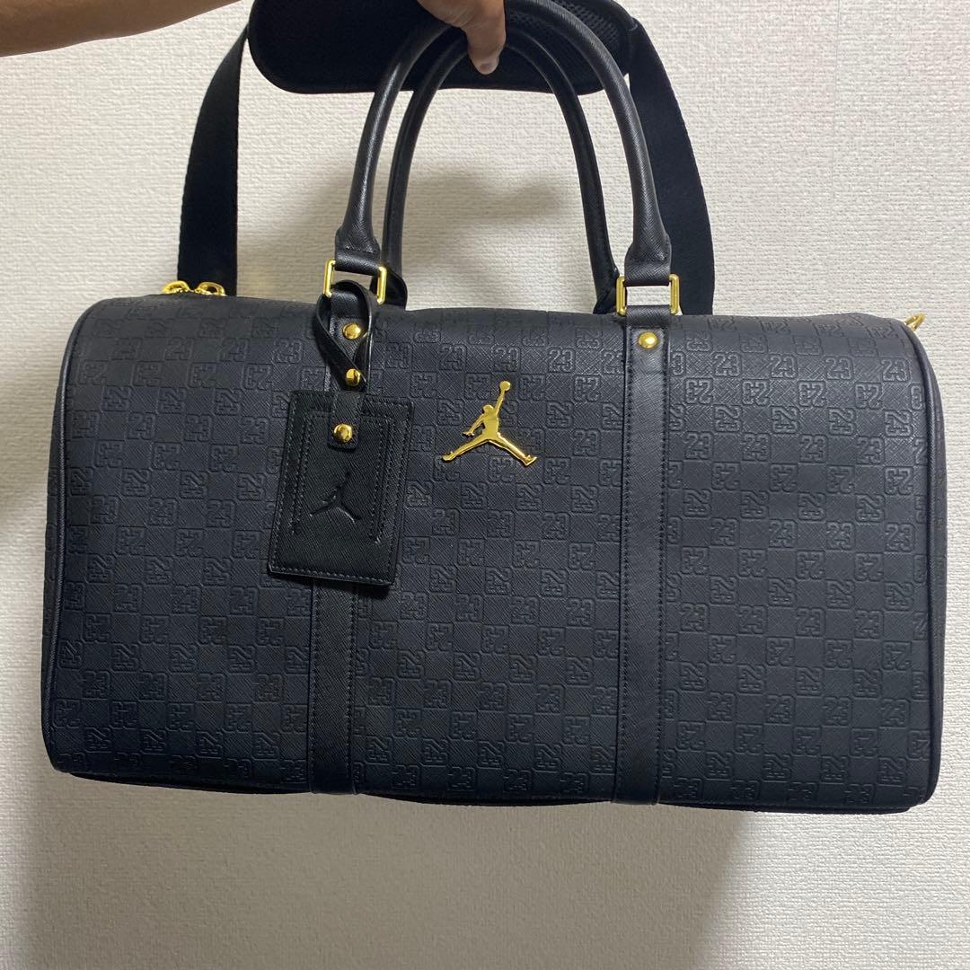 ジョーダン モノグラム ダッフルバッグ(25L)