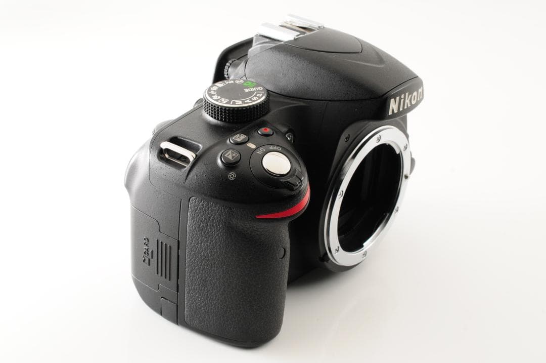 【美品】 ニコン Nikon D3200 ボディ デジタル一眼レフ #307