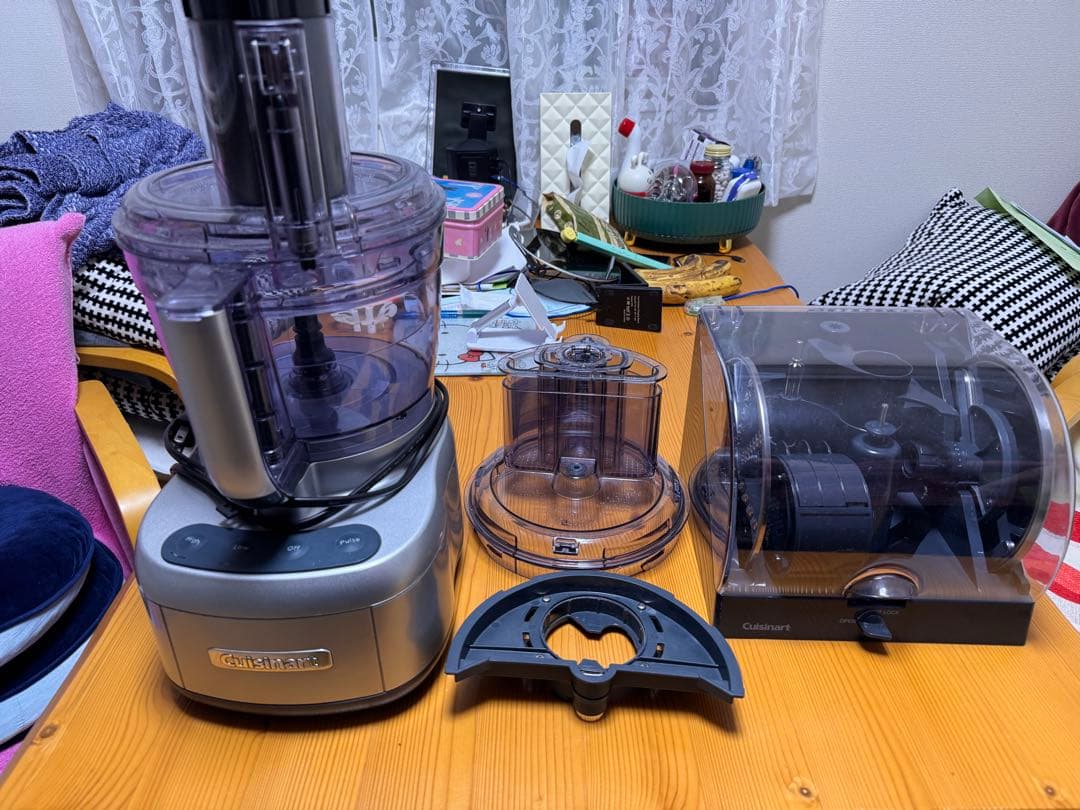 【美品】Cuisinart フードプロセッサー CFP-26SVPCJ セット