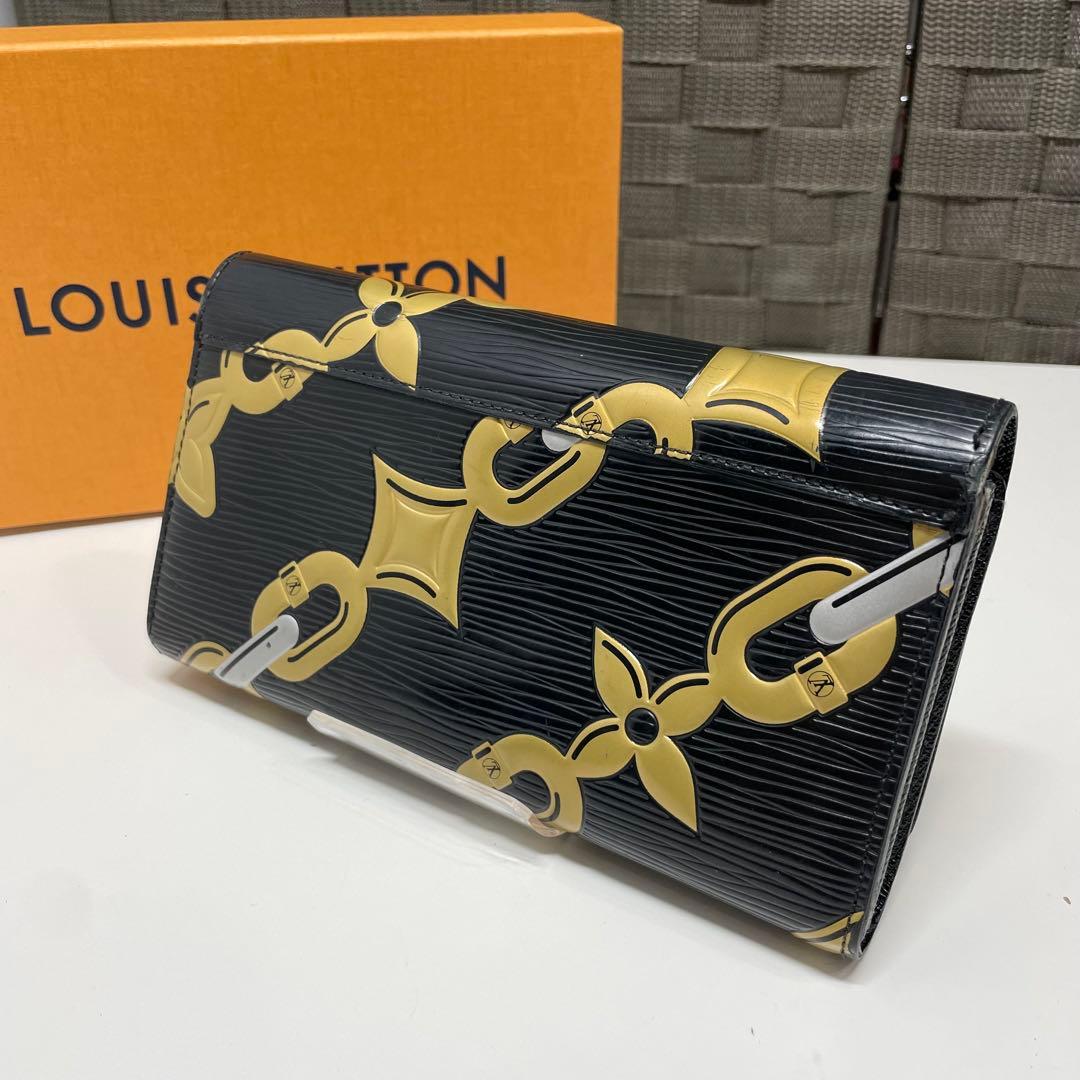 ア*ナ様 LOUIS VUITTON ポルトフォイユツイスト　チェーンデザイン