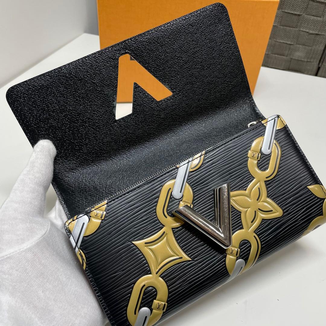 ア*ナ様 LOUIS VUITTON ポルトフォイユツイスト　チェーンデザイン