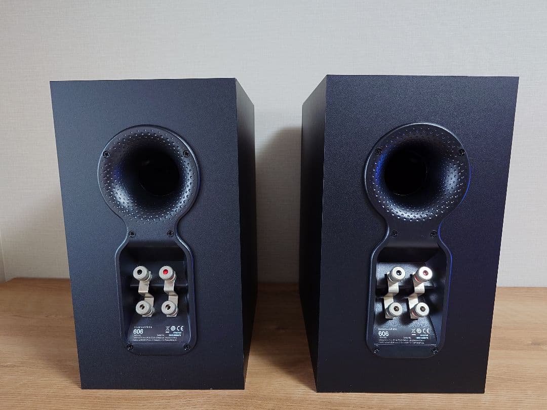 B&W 606 ブックシェルフスピーカー