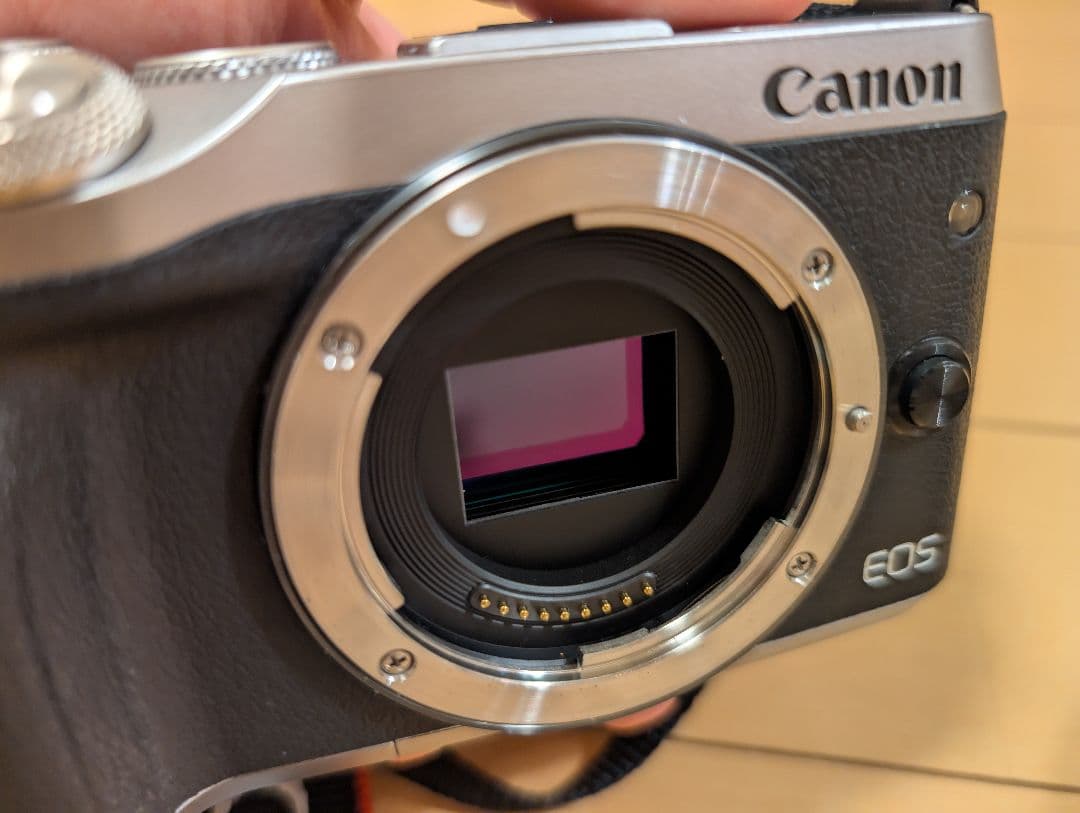 canon eos m6ミラーレス ダブルズームレンズキット+純正単焦点レンズ