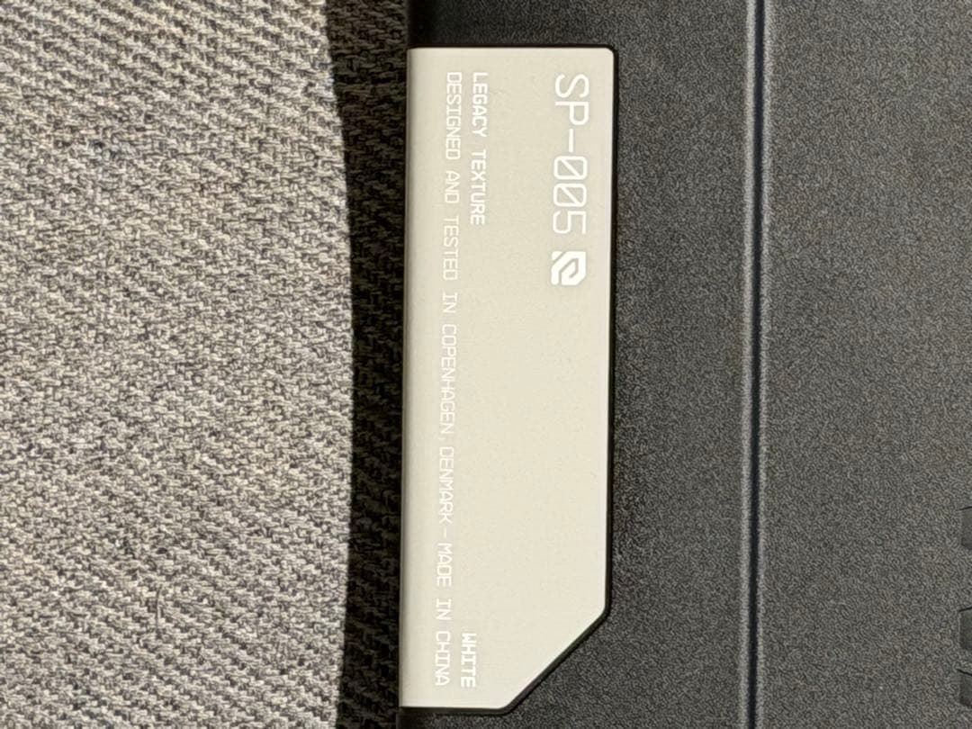 WALLHACK SP-005 ガラスマウスパッド（ホワイト）