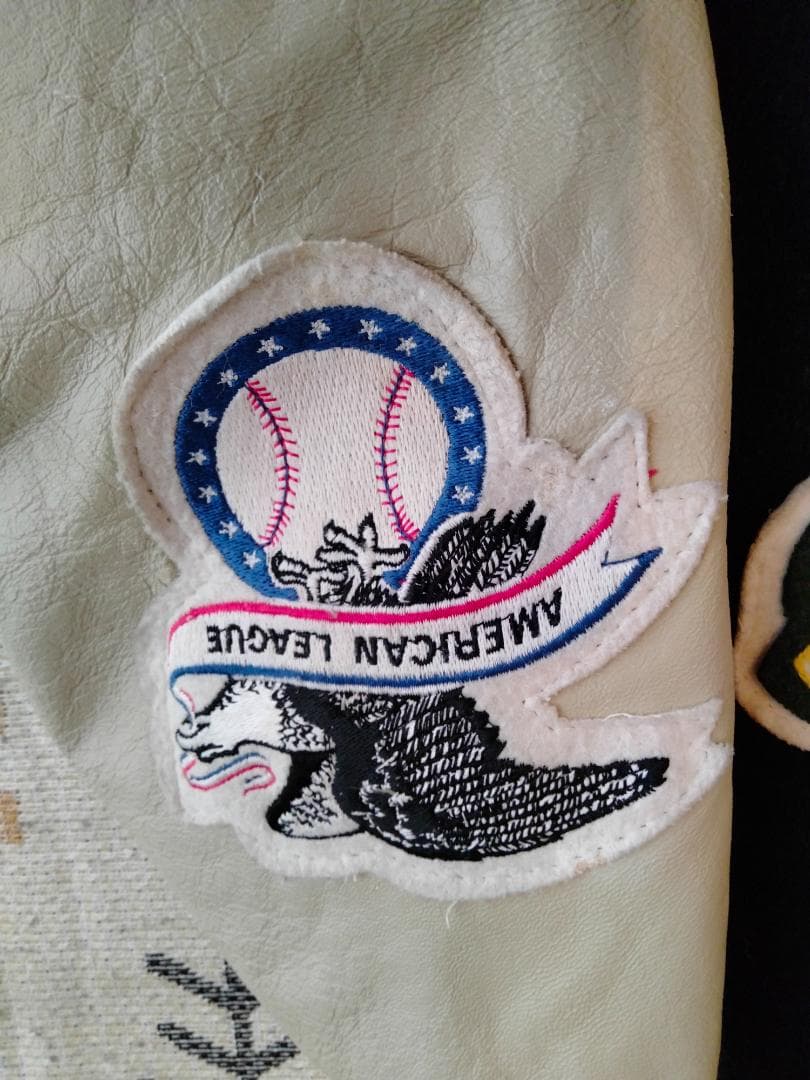 ビンテージデロングオークランドアスレチックス両面ワッペン付き袖革スタジャン46