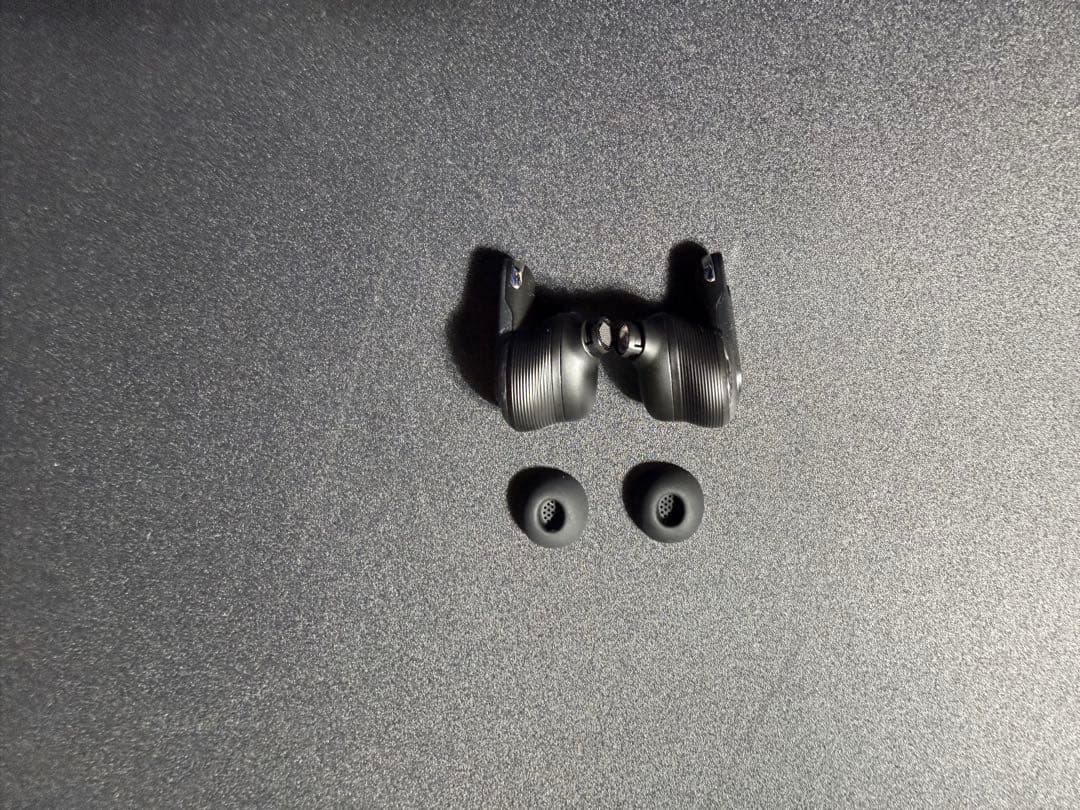 あつ様　JBL Tour Pro 3 ワイヤレスイヤホン