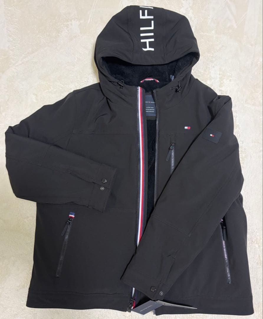   フード付きジャケット ブラック