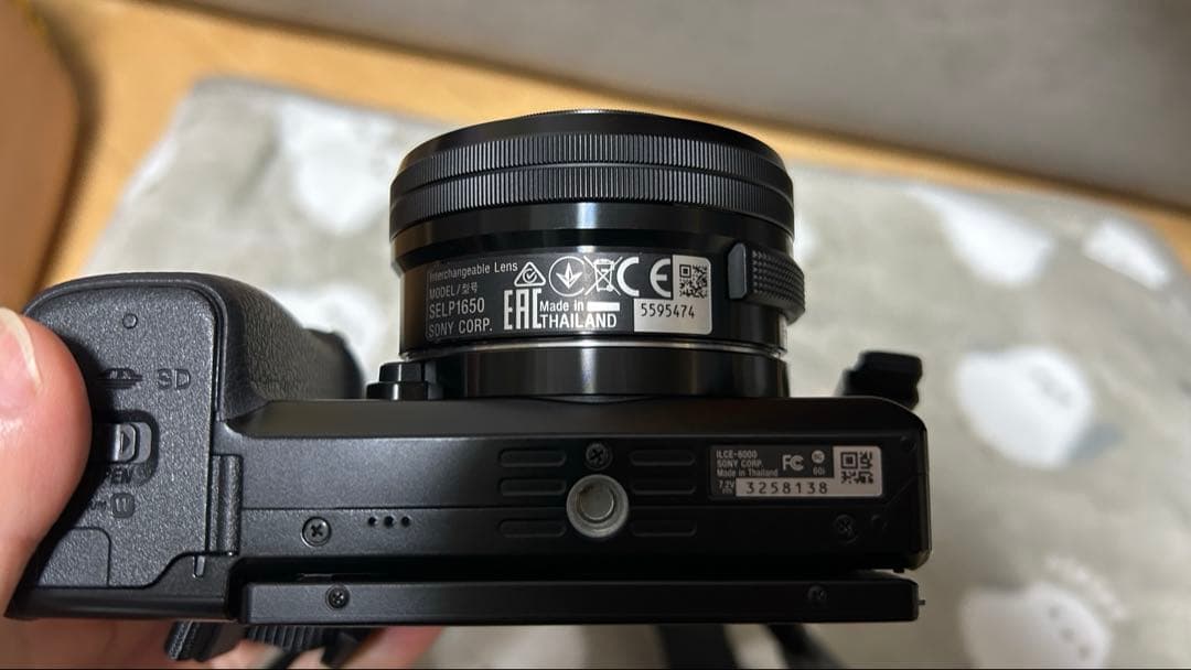 【期間限定値下げ】SONY α6000 ダブルズームレンズキット ブラック