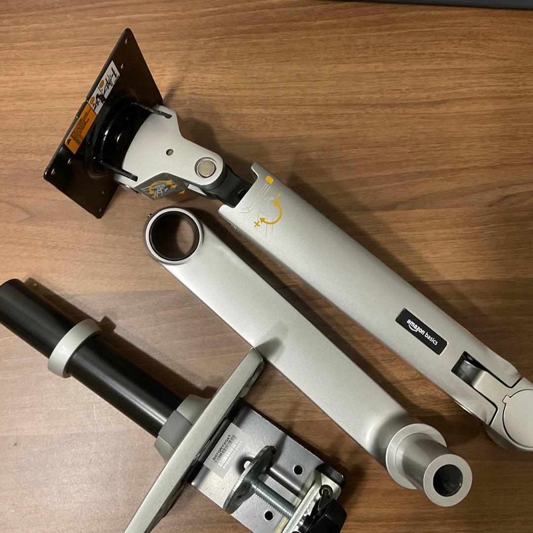 amazon モニターアーム 調整可能