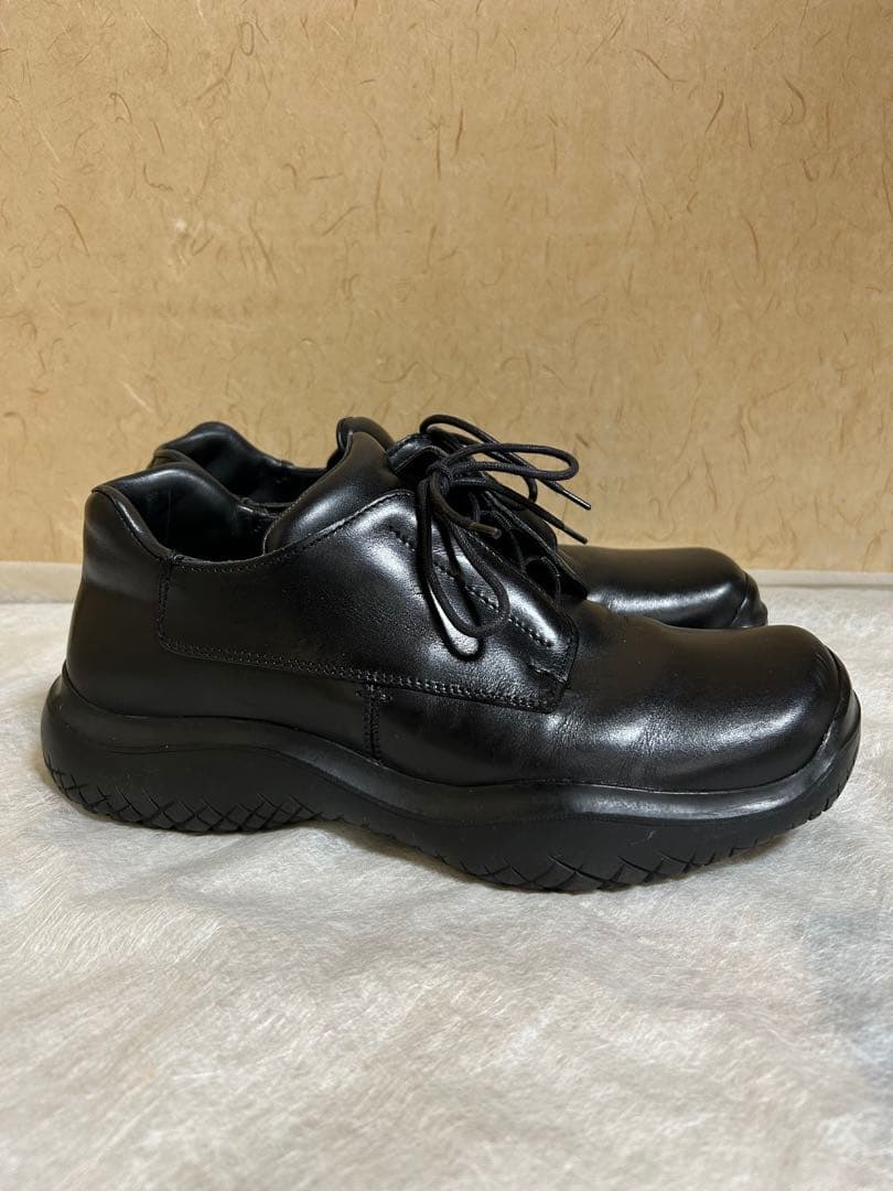 PRADA S P OＲTブラックレザー ビブラムソール　27.5 箱付き