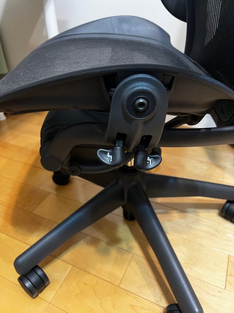 ハーマンミラー　JOIFA339 美品　 2012年製