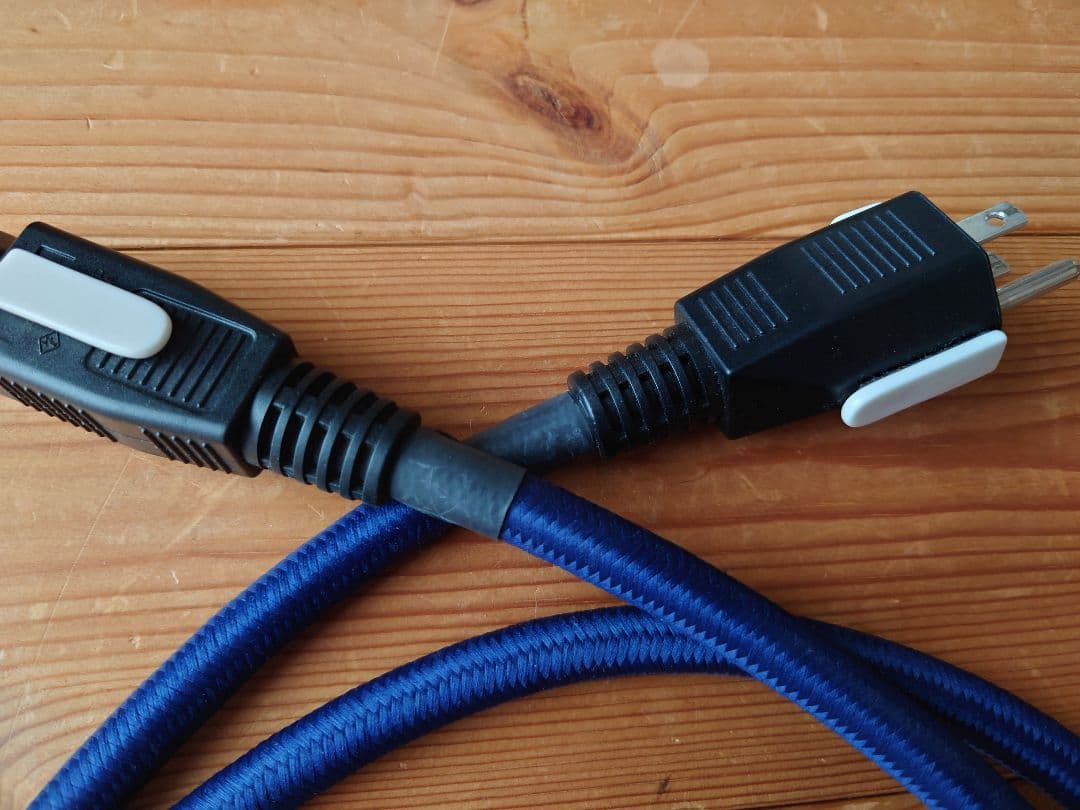 REQST PRC01W 1.8m 電源ケーブル