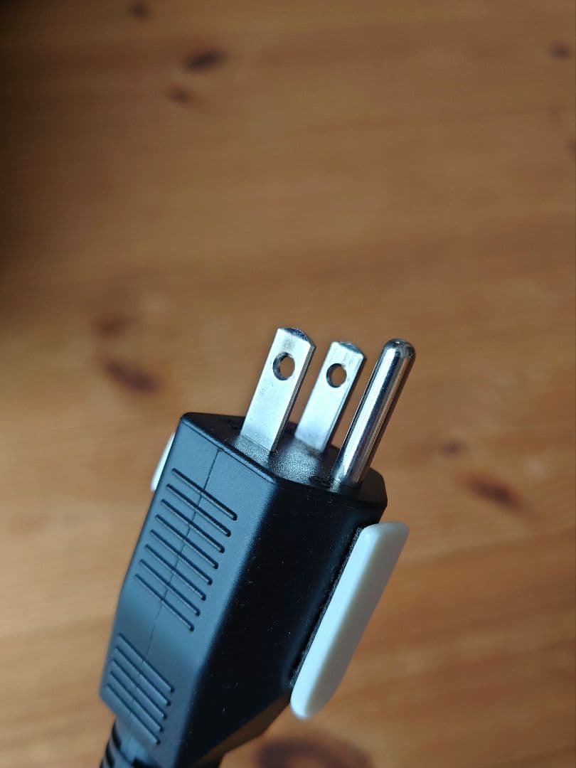 REQST PRC01W 1.8m 電源ケーブル