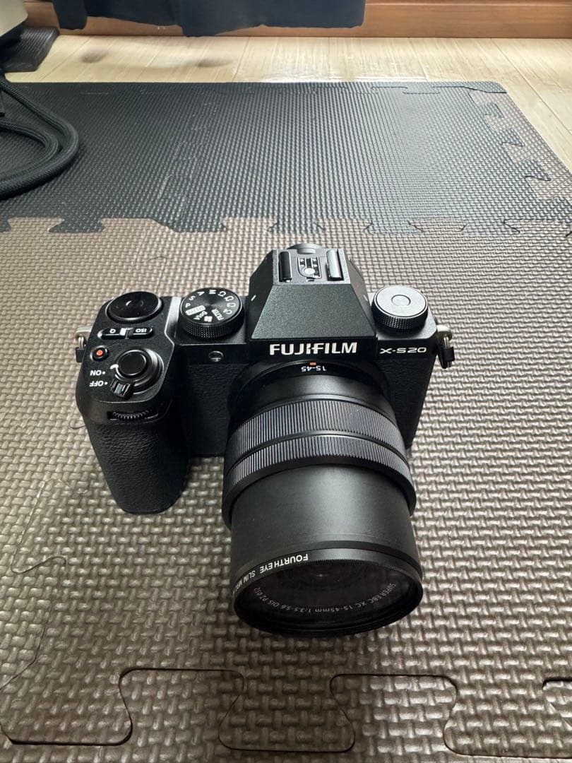 Fujifilm X-S20 ミラーレスカメラ 15-45mmレンズ
