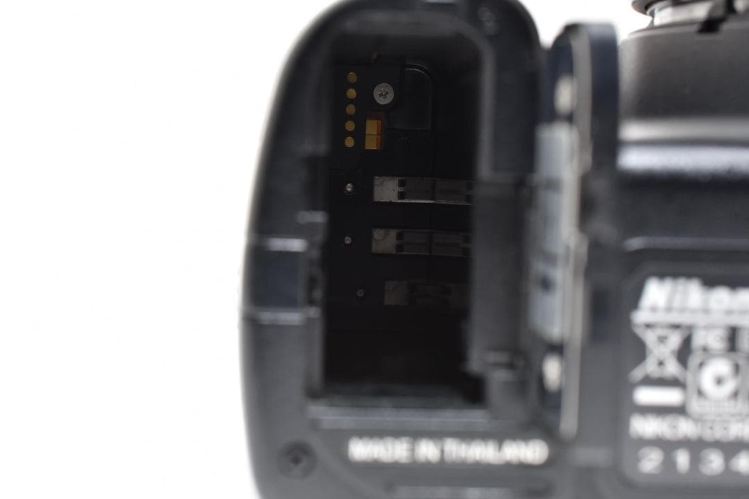 美品 ニコン D40 AF-S 18-55mm f3.5-5.6 G ⅡH015