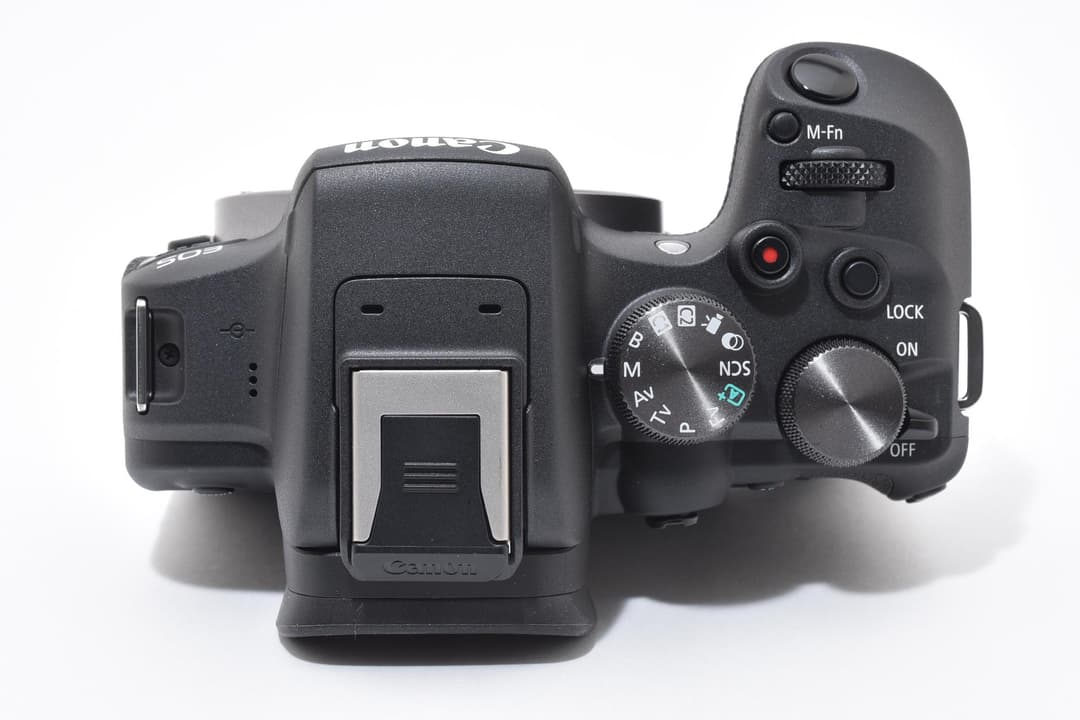 ■ほぼ新品■ CANON キヤノン EOS R10 #C776