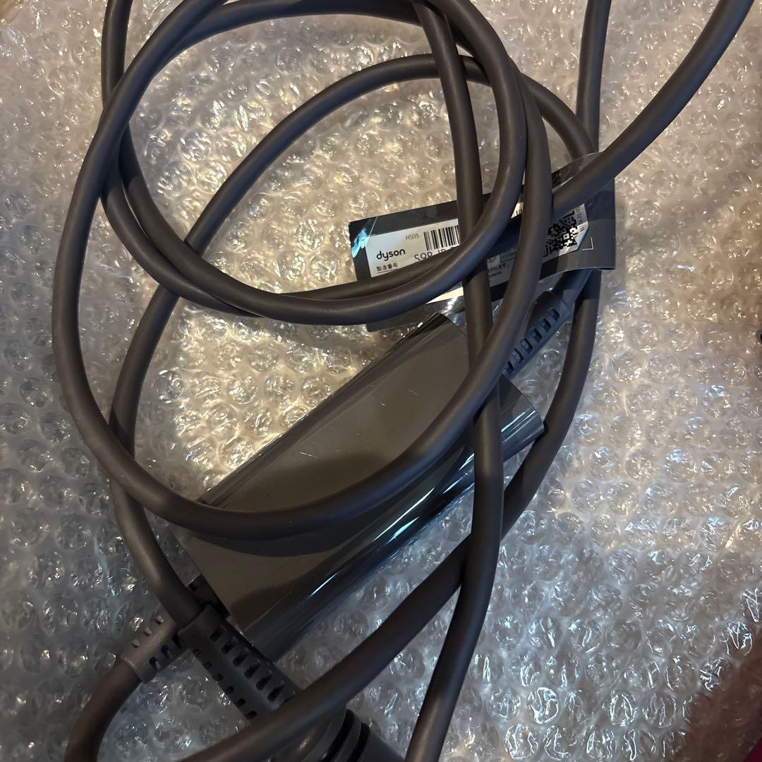 ダイソン　HS05 ヘアスタイラー