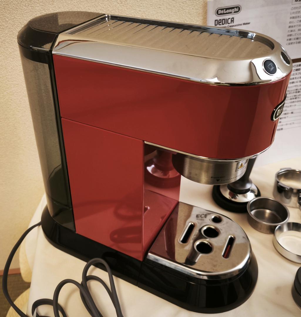 デロンギ デディカ エスプレッソメーカー EC680R