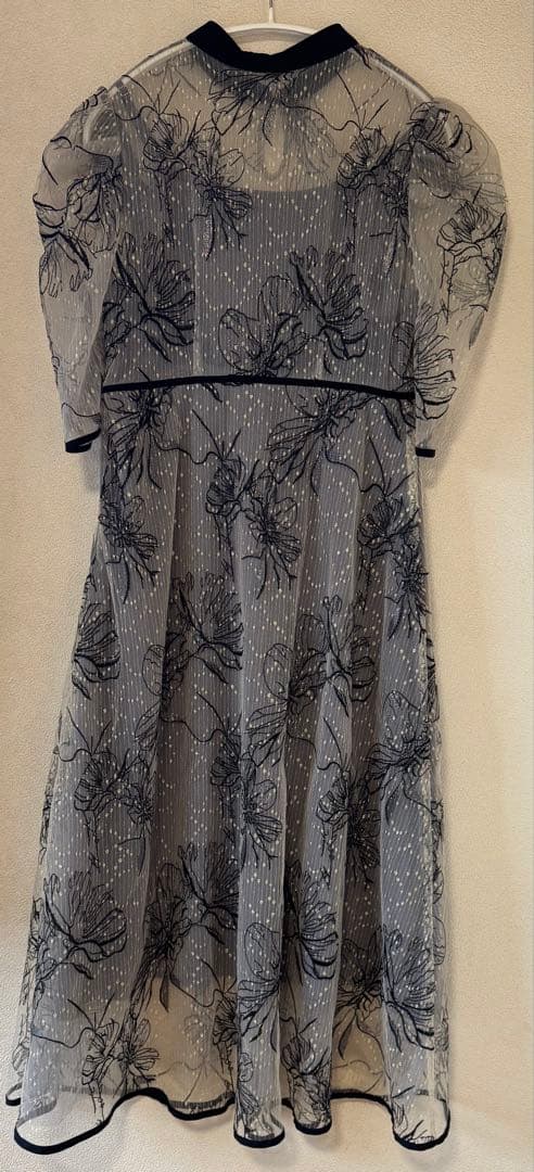 【美品】Leja パイピングハイネック花柄ラメレースワンピースドレス