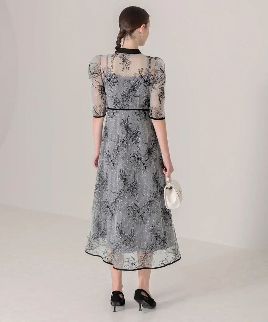 【美品】Leja パイピングハイネック花柄ラメレースワンピースドレス