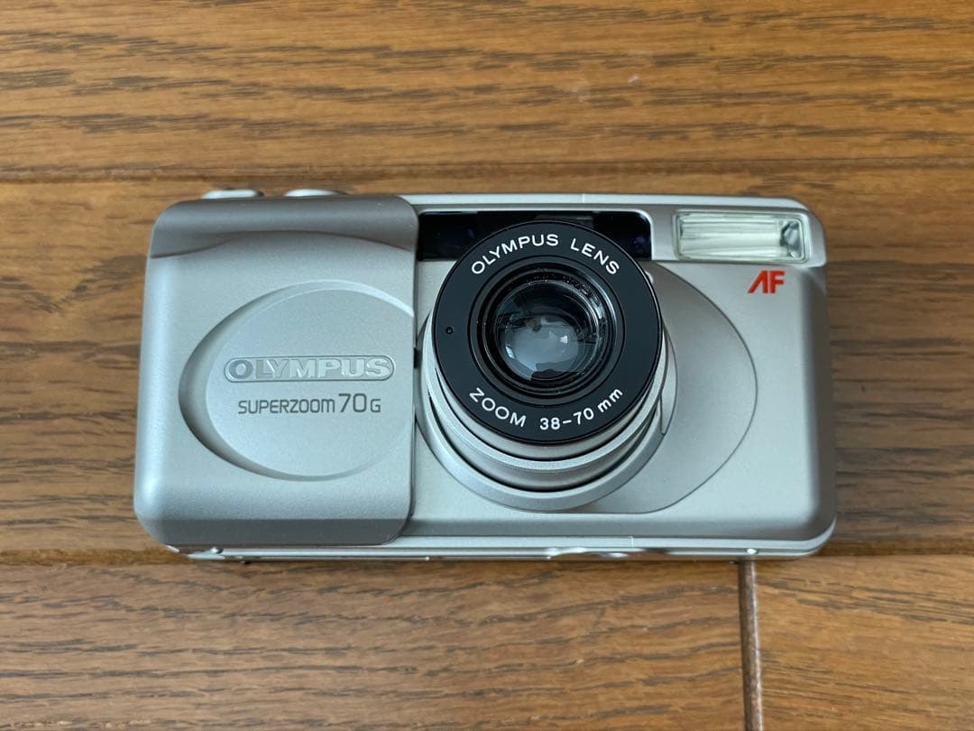 新品電池に入れ替え済み！OLYMPUS SUPERZOOM 70G