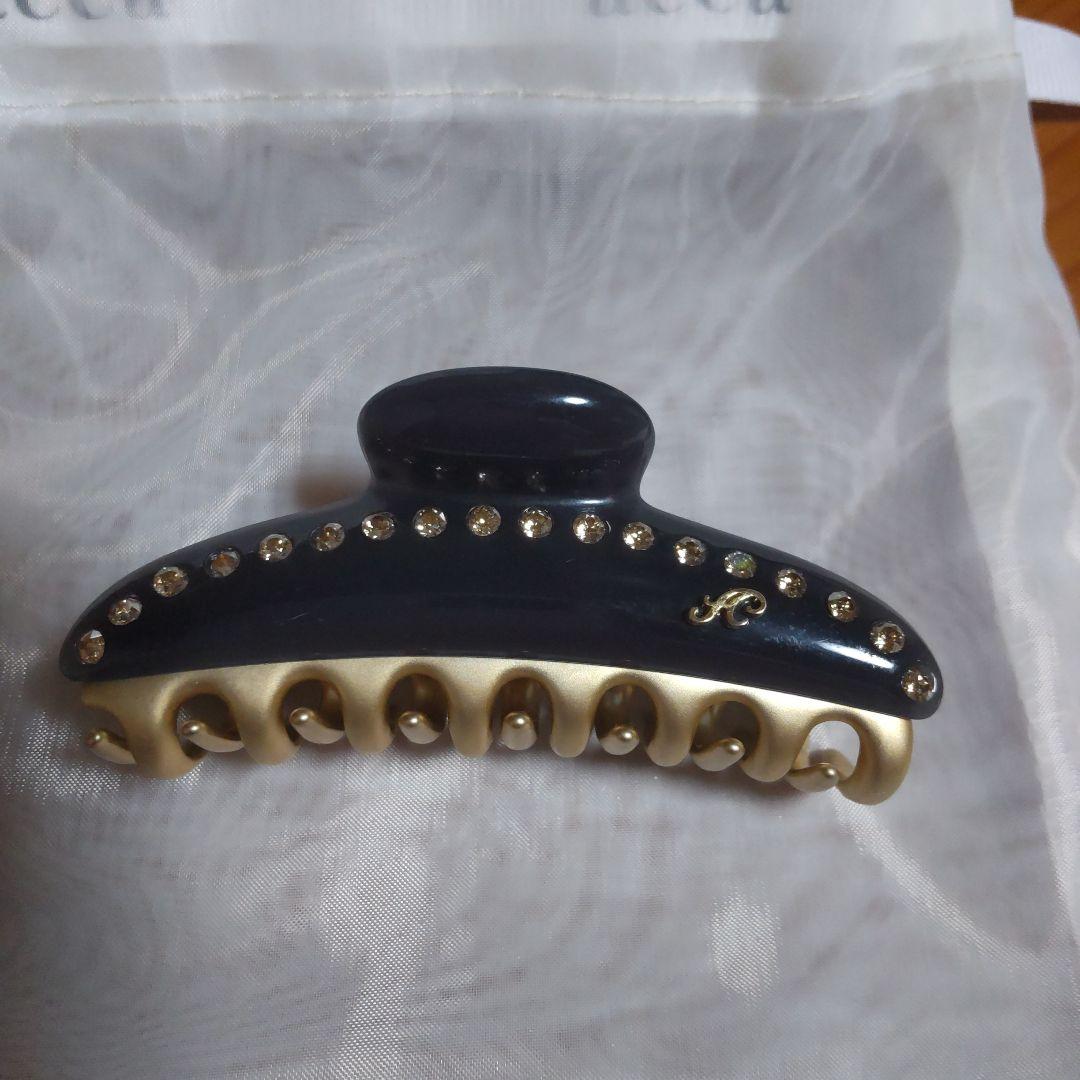 F　acca アッカ　ヘアクリップ【未使用に近い】