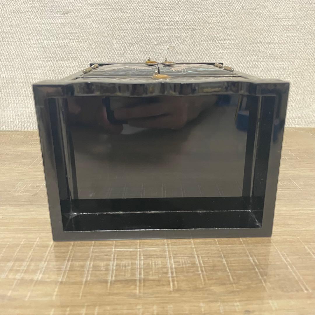★美品★ ジュエリーボックス 小箪笥 漆塗り 鶴　松　貝装飾 韓国工芸 螺鈿細工