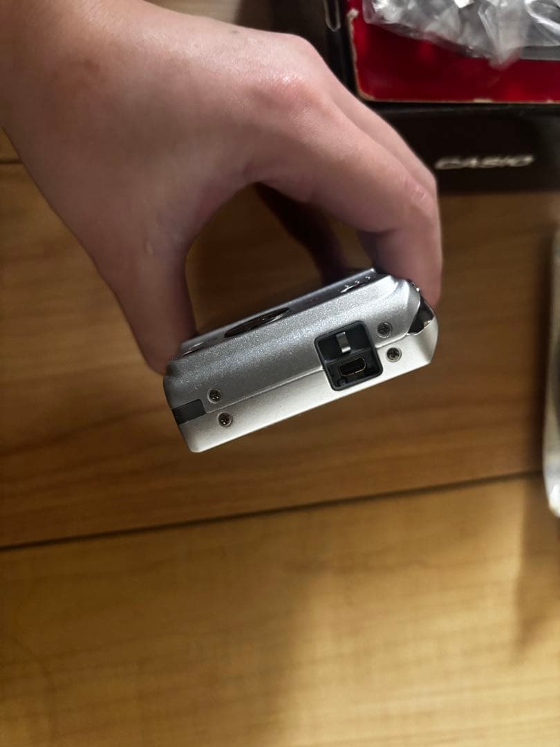 CASIO EX-ZS700 コンパクトデジタルカメラ