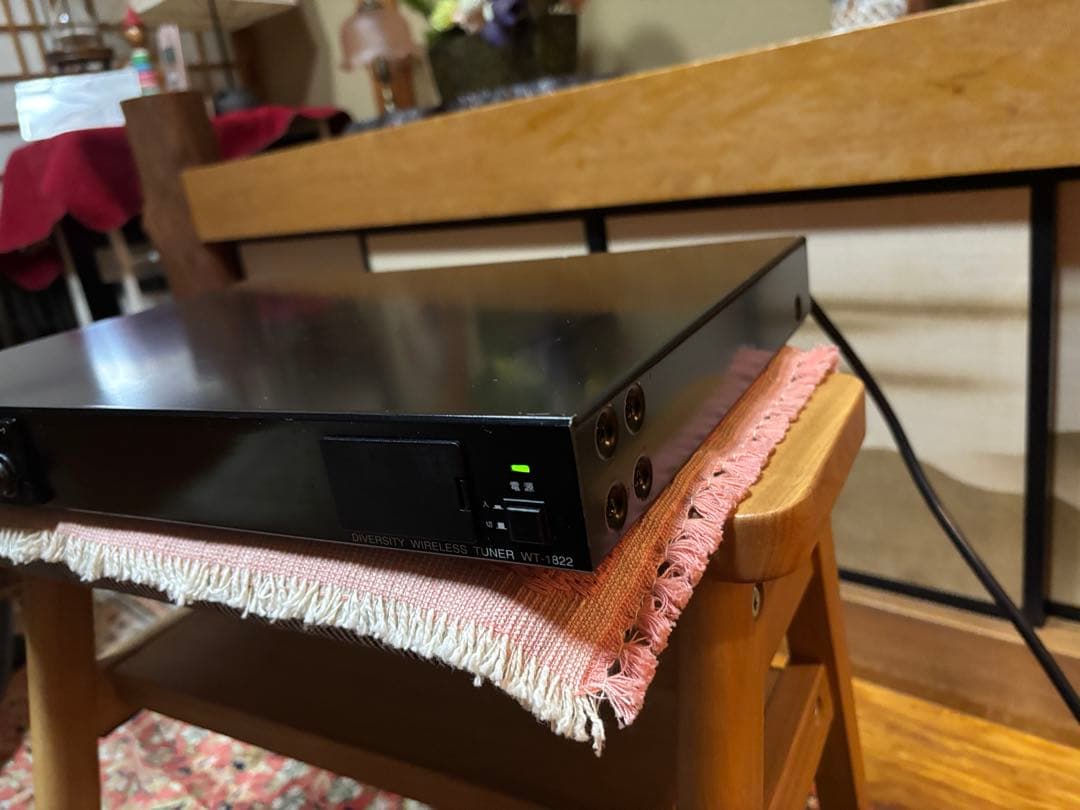 ①TOA ダイバシティワイヤレスチューナーWT-1822 二波