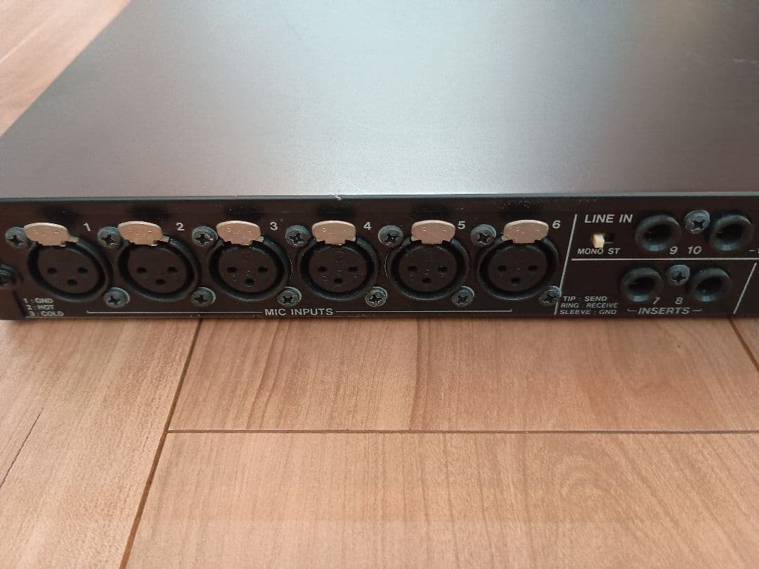 TASCAM US-2000 USBオーディオインターフェース