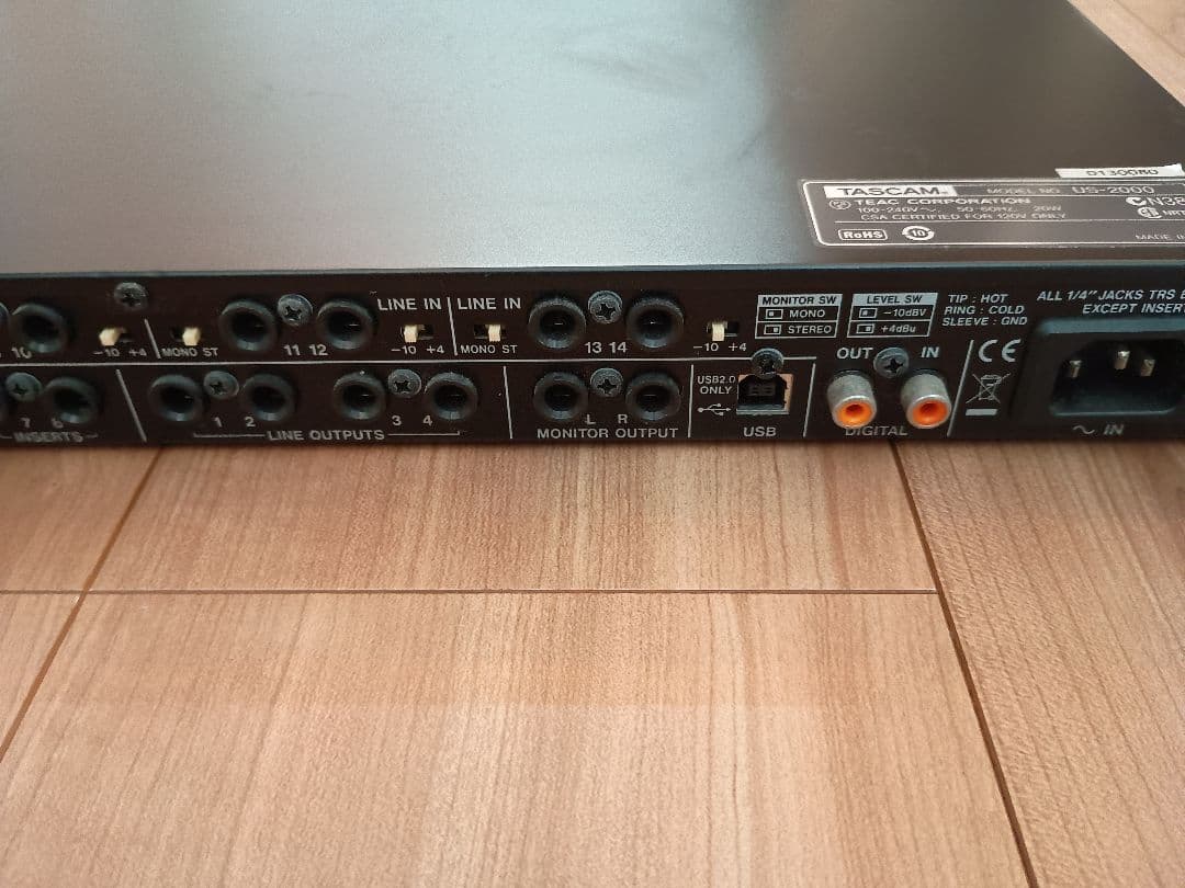TASCAM US-2000 USBオーディオインターフェース