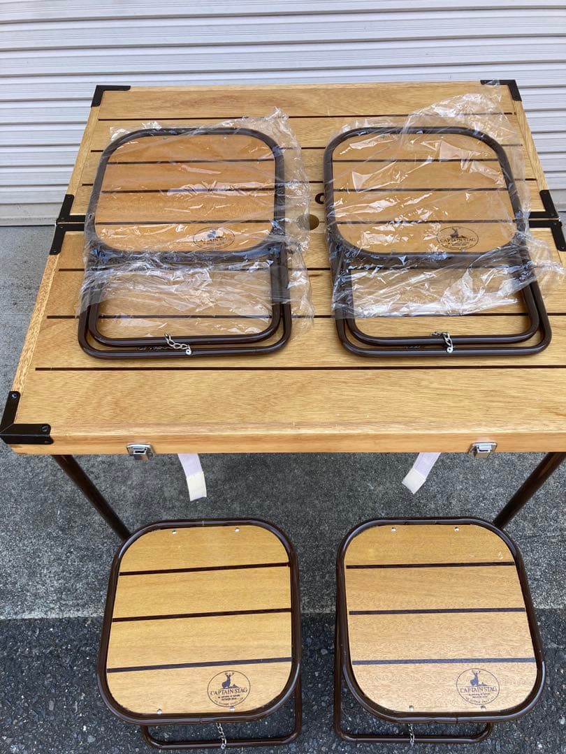 フィールドウイン ウッドテーブルチェア CAPTAIN STAG