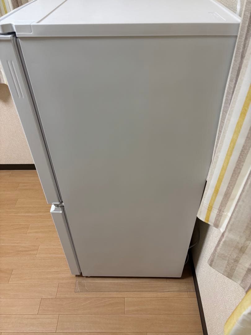 冷蔵庫　SJ-D15KJ-W　シャープ