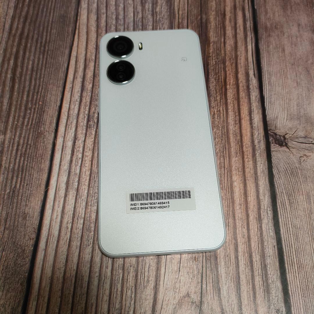 Libero 5G IV A302ZT SIMフリー 128GB 新品近い